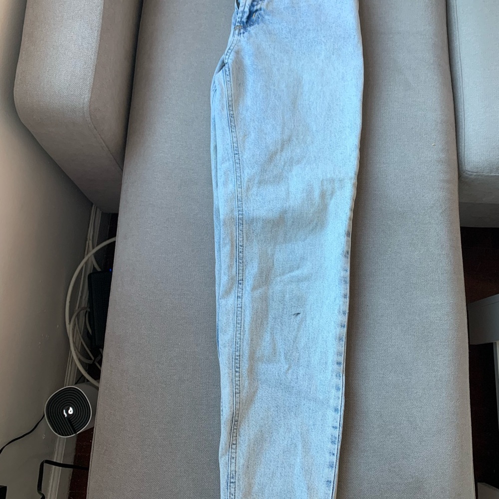 Light wash jeans